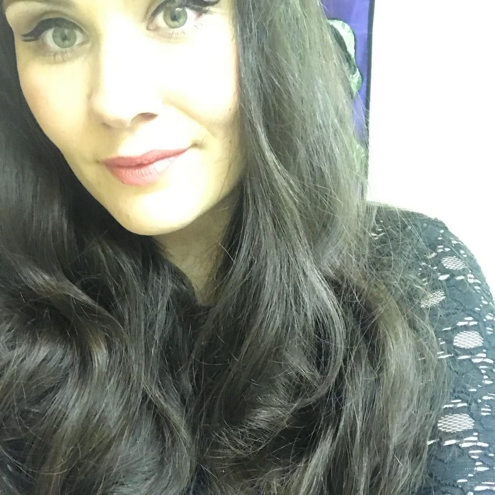 Meet your Posher, Lauren